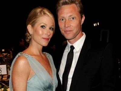 Martyn LeNoble is a supportive husband for Christina Applegate.